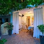Ema With Heated Pool Appartamento Supetarska Draga