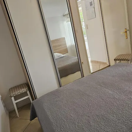 Апартаменты Ema Супетарска-Драга