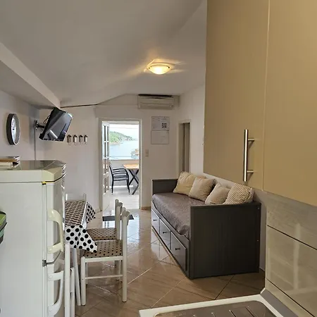 Διαμέρισμα Ema