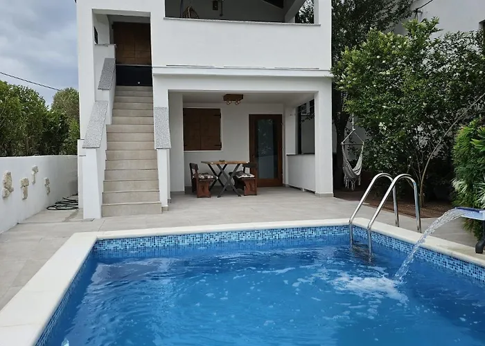 Ema * Supetarska Draga