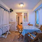 Ema With Heated Pool Διαμέρισμα Supetarska Draga