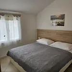 Ema With Heated Pool شقة سوبيتارسكا دراغا